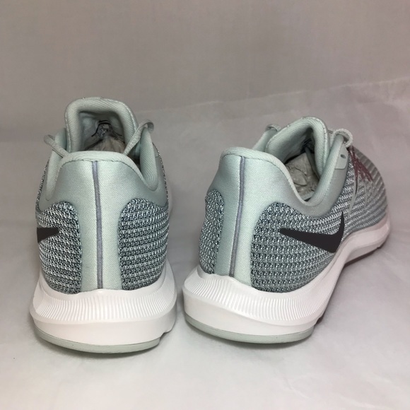 Nike Quest Running Walking Shoes Sneakers Athletic - Picture 5 of 8